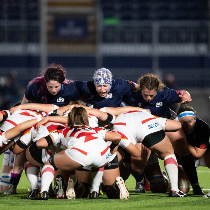 Experience the difference between Scotland and Japan