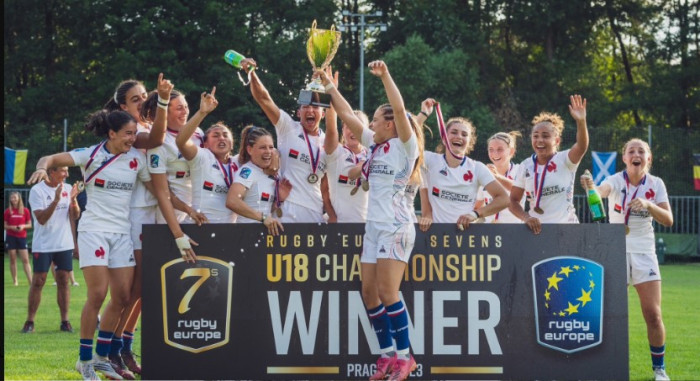 France retain European U18 title