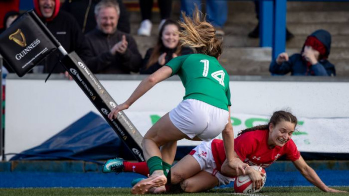 Wales secure fine Irish win