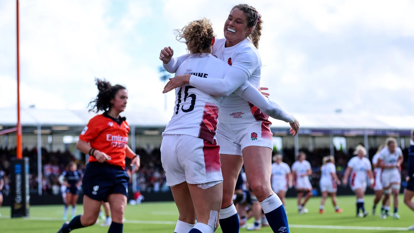 14-woman England beat Scots